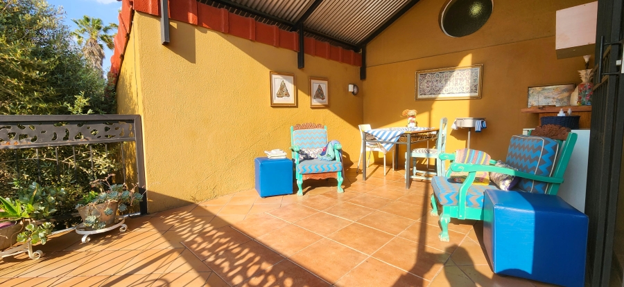 5 Bedroom Property for Sale in Kannoniers Park North West